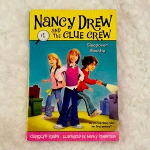 Nancy Drew and the Clue Crew: Sleepover Sleuths
